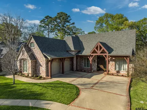 161 Dogwood Lakes Cir, Bullard, TX 75757