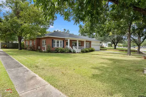 1112 Pine St, Kilgore, TX 75662