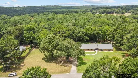 2609 Timberline Trl, Palestine, TX 75803