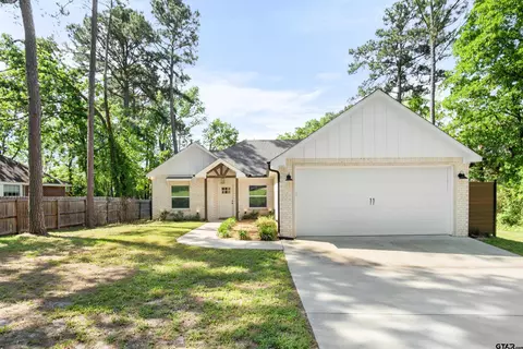 17207 Mary Martin Dr, Flint, TX 75762