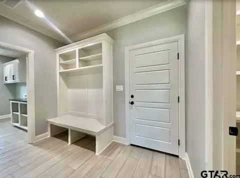 Entry Way - 349 Brooks Dr, Gladewater, TX 75647 photo 5 of 7