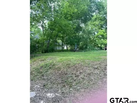1214 N Albertson Ave, Tyler, TX 75702