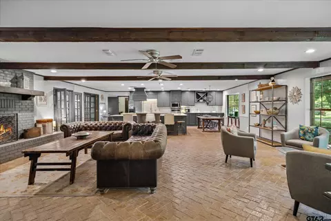 1492 Sleepy Hollow Ln, Canton, TX 75103