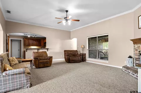11684 Three Chimneys Dr, Flint, TX 75762 photo 3