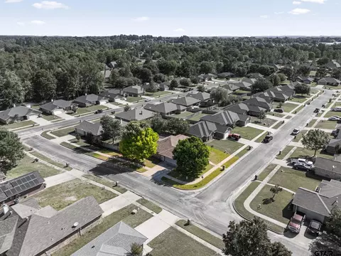 11684 Three Chimneys Dr, Flint, TX 75762 photo 2
