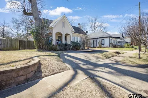 419 E Houston, Tyler, TX 75702