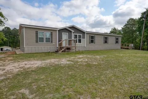 17675 Pine Dr, Lindale, TX 75771