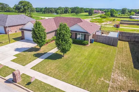 709 Jaxon Dr, Whitehouse, TX 75791