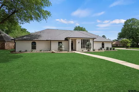 875 SE 40th St, Paris, TX 75462