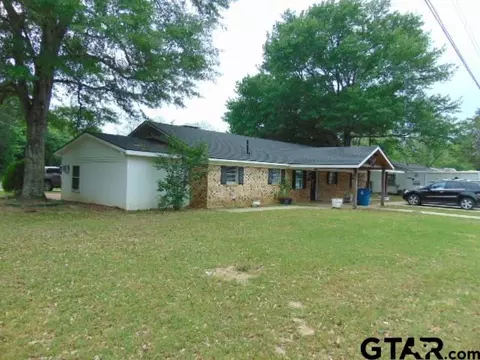 301 Williams, Jacksonville, TX 75766