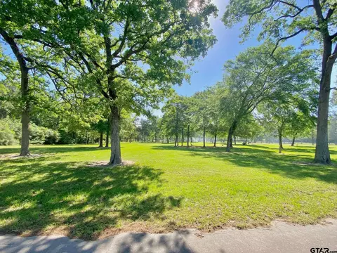 3141 Acr 174, Elkhart, TX 75839
