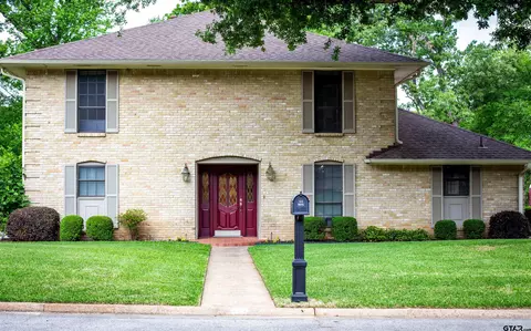 802 Circle Dr, Winnsboro, TX 75494