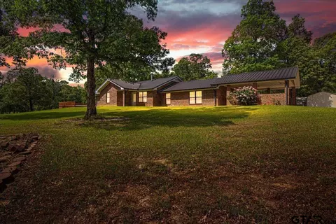 1346 W County Road 481, Henderson, TX 75654