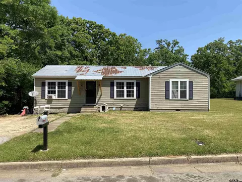 2711 Pineburr, Tyler, TX 75702
