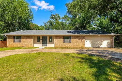 1310 Ridgeview Dr, Tyler, TX 75701