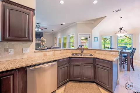 10195 Angie Ave, Eustace, TX 75124 photo 8