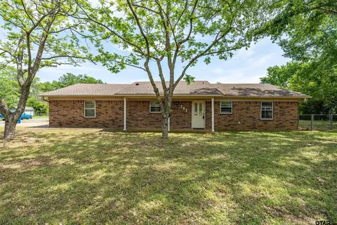 201 Greenlane Trl, Whitehouse, TX 75791