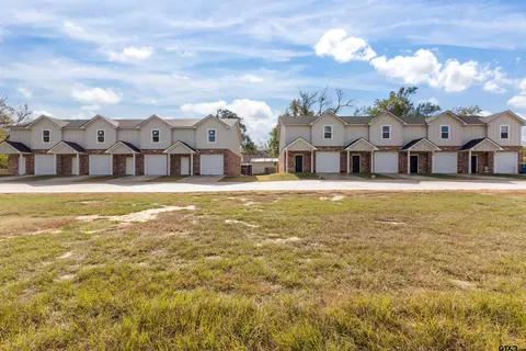 500 Mt Sylvan St, Lindale, TX 75771