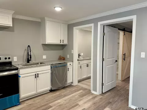 419 Troup Hwy # -C, Tyler, TX 75701