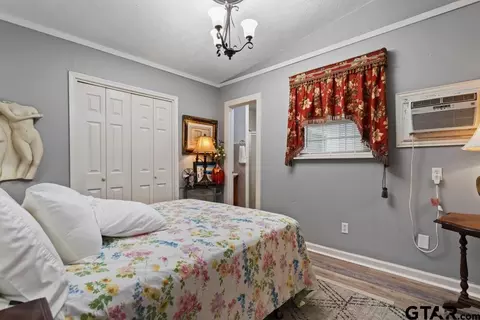 910 E Barbara, Tyler, TX 75701 photo 19
