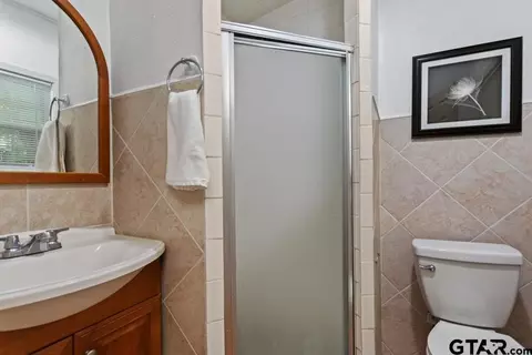 910 E Barbara, Tyler, TX 75701 photo 20