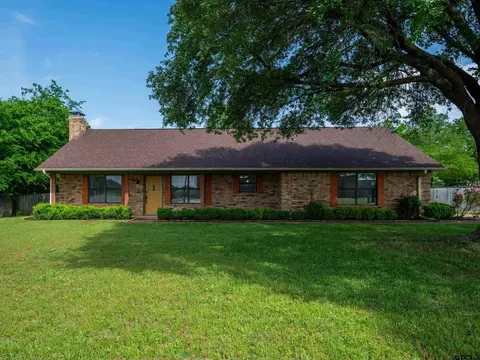 509 Lynch Dr, Bullard, TX 75757