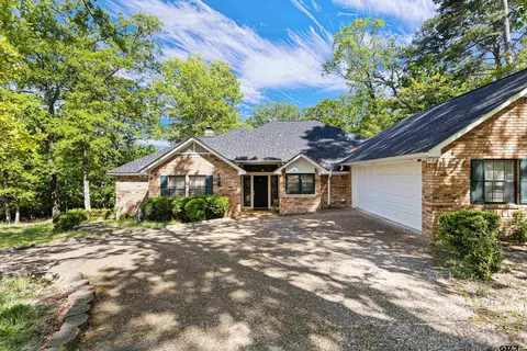 177 Paint Rock Pt, Holly Lake Ranch, TX 75765