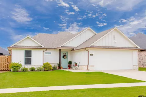 1702 Tres Dr, Whitehouse, TX 75791