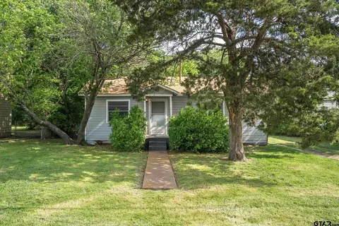 331 Hickerson St, Cedar Hill, TX 75104