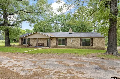 832 Fm 2207, Gladewater, TX 75647