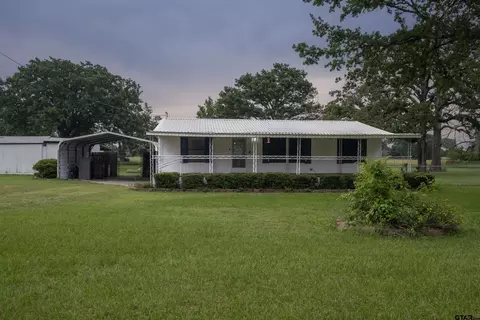 1522 Woods W, Kemp, TX 75143