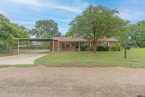 9747 Cr 1111, Athens, TX 75751
