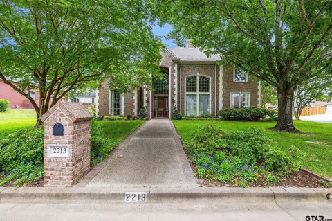 2213 Woodlands Dr, Tyler, TX 75703