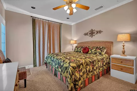 1014 Lovers Ln, Longview, TX 75604 photo 14