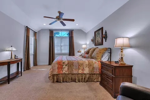 1014 Lovers Ln, Longview, TX 75604 photo 29