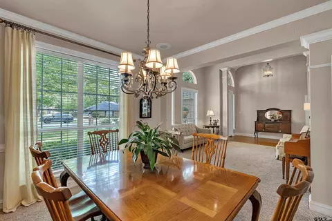 1014 Lovers Ln, Longview, TX 75604 photo 8