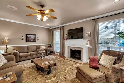 1014 Lovers Ln, Longview, TX 75604 photo 20