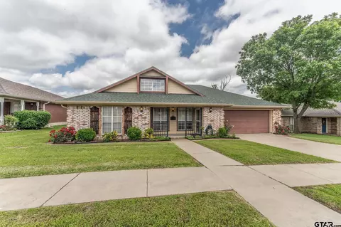 1853 Woodbridge Dr, Sulphur Springs, TX 75482