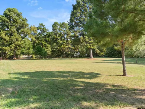 1017 Pheasant, Gilmer, TX 75644 photo 35