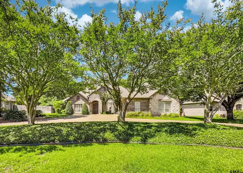 2215 Firestone Cir, Tyler, TX 75703