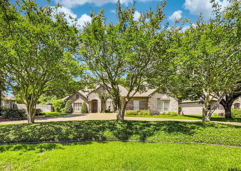 2215 Firestone Cir, Tyler, TX 75703