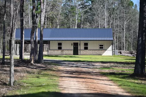 9760 Wood Chuck, Winnsboro, TX 75494