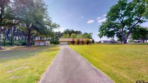 9216 Fm 607, Larue, TX 75770