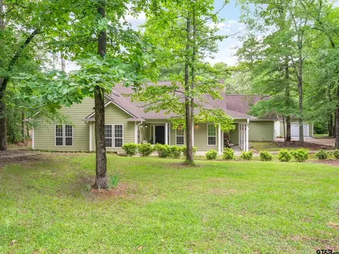 121 Rolling Rdg, Holly Lake Ranch, TX 75765