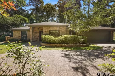 641 Hideaway Ln E, Hideaway, TX 75771