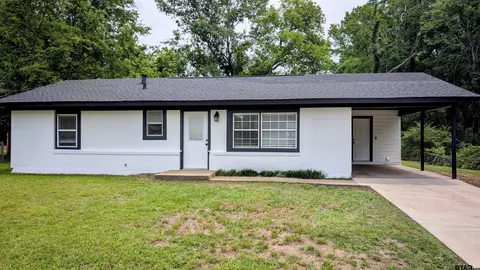 2536 Oakwood St, Tyler, TX 75702