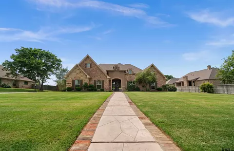 347 Katima Ln, Bullard, TX 75757