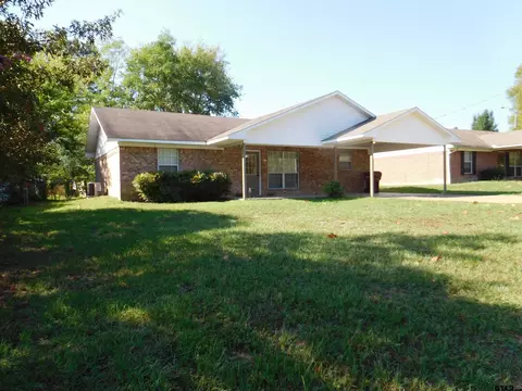 405 Cherry St, Chandler, TX 75758