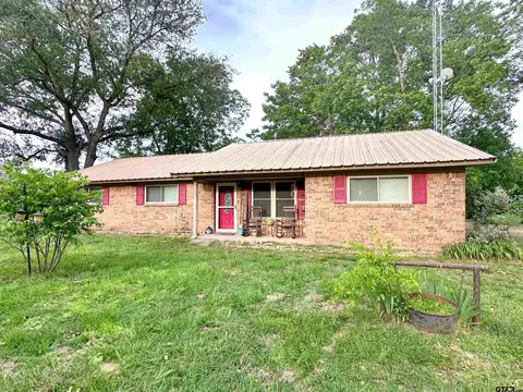 812 Walters St, Frankston, TX 75763