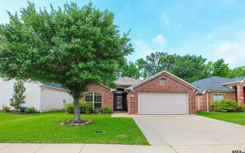 2559 Lazy Acres Ln, Tyler, TX 75707